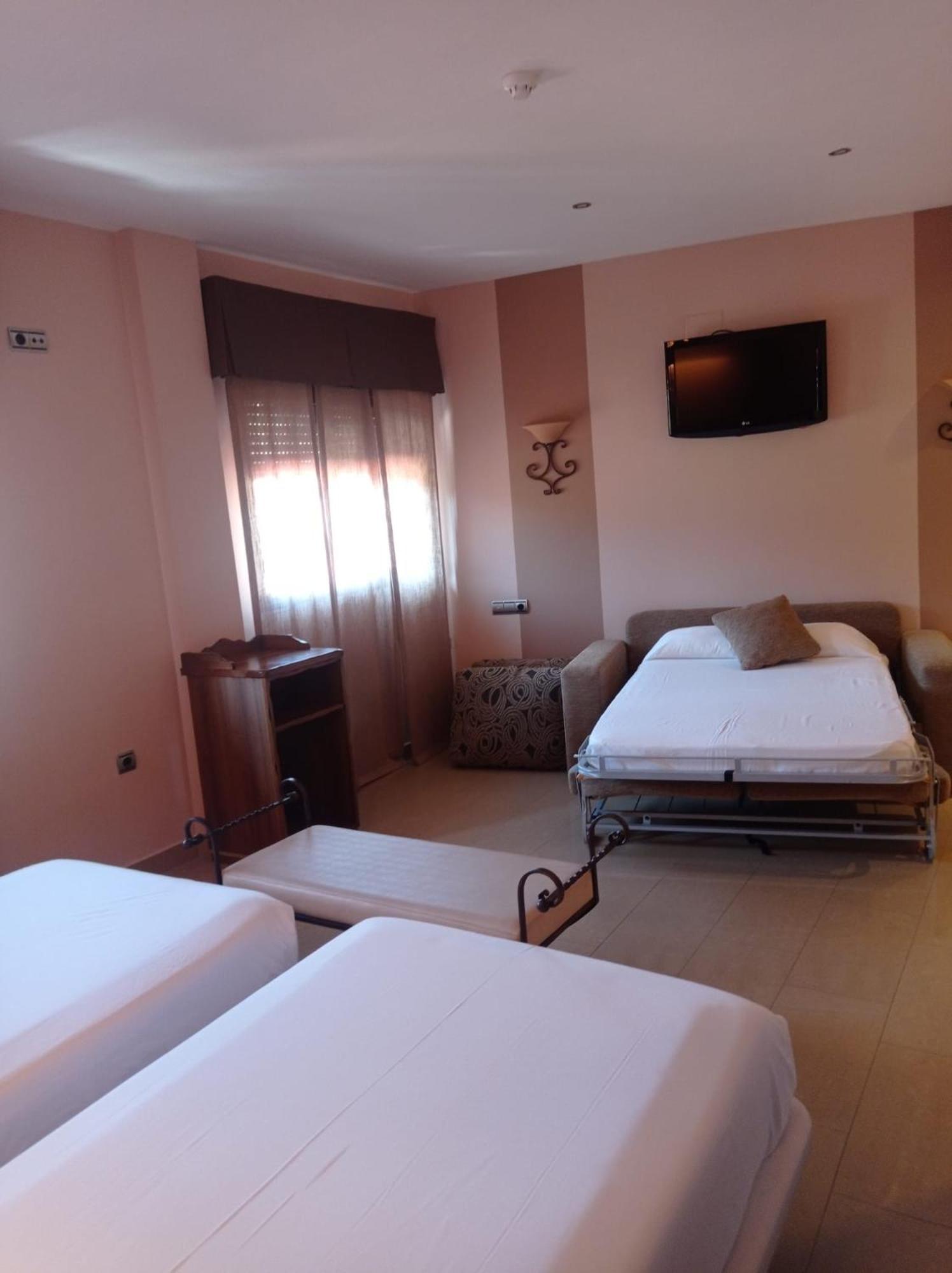 Hotel La Brasa Vélez de Benaudalla Εξωτερικό φωτογραφία
