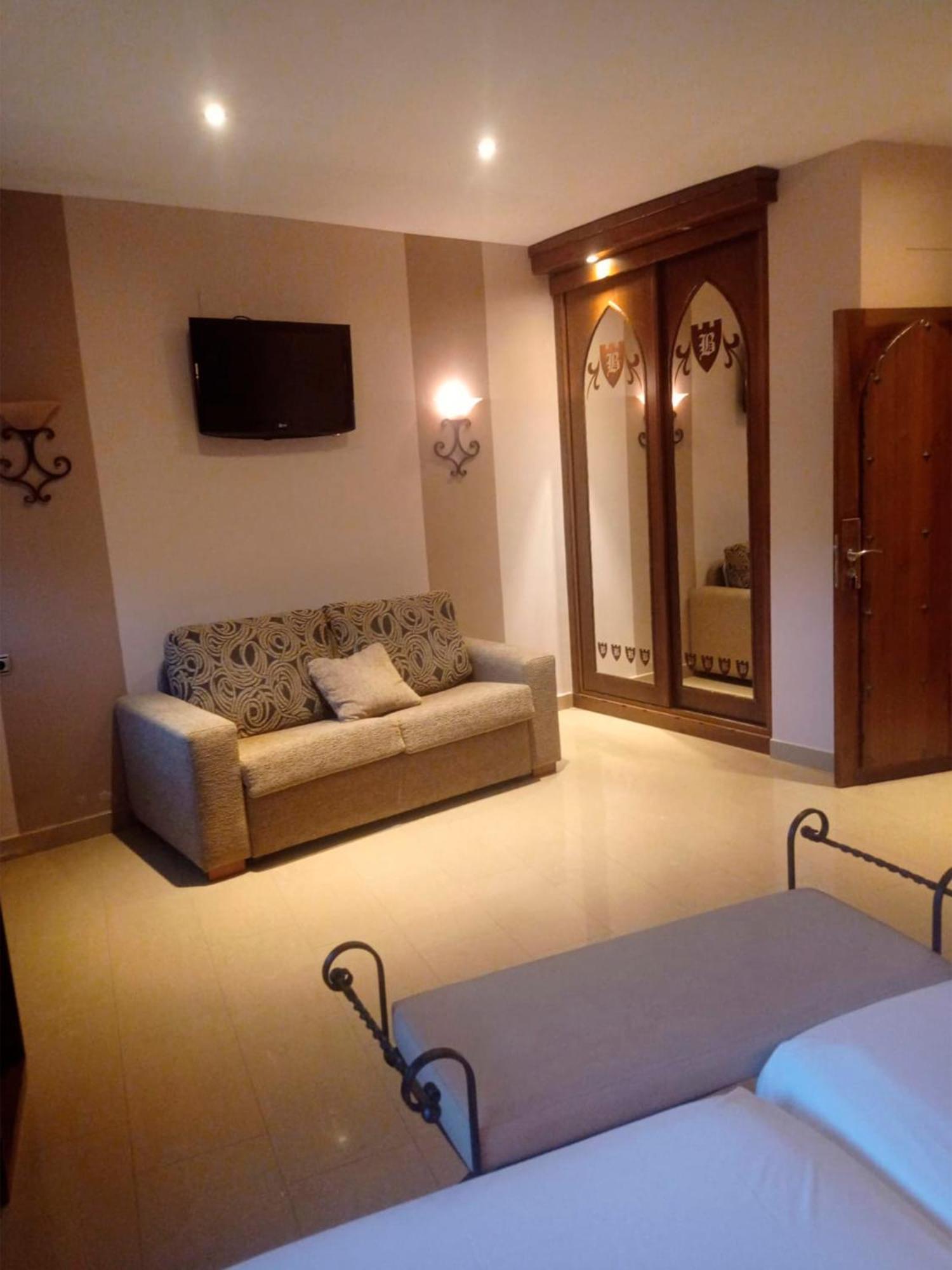 Hotel La Brasa Vélez de Benaudalla Εξωτερικό φωτογραφία