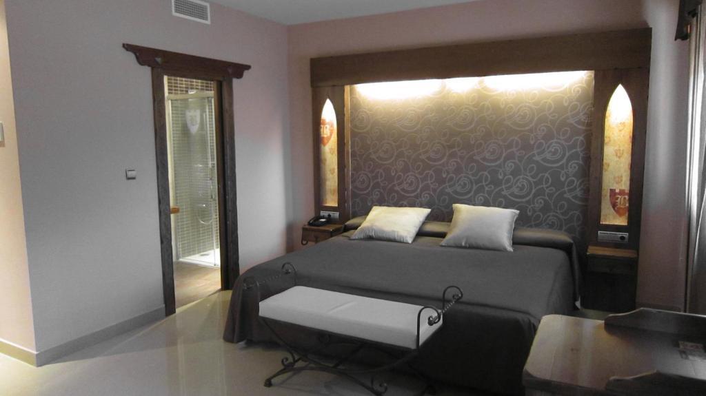 Hotel La Brasa Vélez de Benaudalla Δωμάτιο φωτογραφία